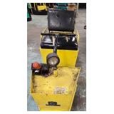 2011 Cushman Minute Miser Electric Warehouse Cart