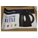 Ovente 1.7L Electric Kettle