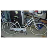 Ladies Schwinn Cruiser SS Bike
