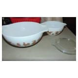 2 Pyrex Bowls and Lid