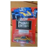 Johnny Lighting 1/5000 Car