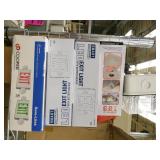 Lot of 12 exit/emergency lights