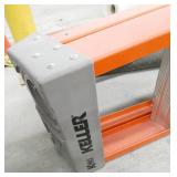 12 ft ladder - looks like new