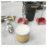 Pump, waste basket, oil dry etc