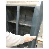 Flammable cabinet