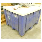 large pallet size plastic tote