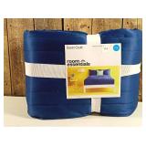 King Satin Quilt Dark Blue - Room Essentials