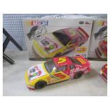 (A-2) 6 Diecast Metal Model Kit Car...