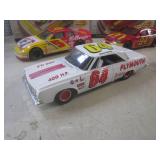 (A-2) 6 Diecast Metal Model Kit Car...