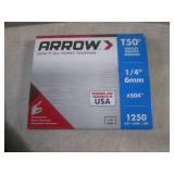 (CS) 2 Staple Guns with Box of Stap...