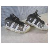 (BS) Pair of Nike Air More Uptempo ...