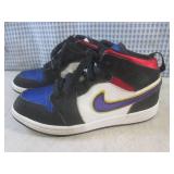 (BS) Pair of Nike Air Jordan 1 Mid ...