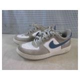 (BS) Pair of Nike Air Force 1 Low L...