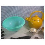 (D-2) Kitchen Knives, Other Kitchen...