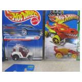 (G-1) Assorted Hot Wheels in Packag...