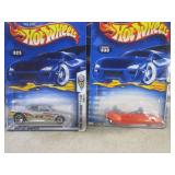 (G-1) Assorted Hot Wheels in Packag...