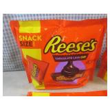 (B-3) 4 Bags of Reeses Snack Size C...
