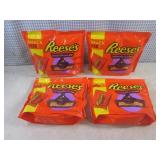 (B-3) 4 Bags of Reeses Snack Size C...
