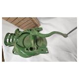 Vintage Cast Iron Hand Crank Corn Sheller