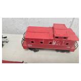 Lionel Lines Train Set as Pictured, 6 Cars/Tracks)