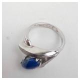Faux Star Sapphire Ring - Size-S - Silver Tone Band With Textured Shoulders