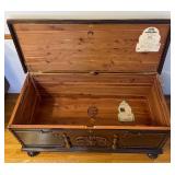 Vintage Lane Cedar Chest