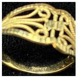 18 Kt Gold Filigree Ring Size 7