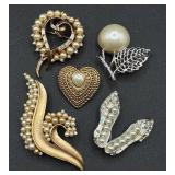Vintage Faux Pearl Necklaces, Bracelets, Brooches and Earrings