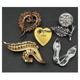 Vintage Faux Pearl Necklaces, Bracelets, Brooches and Earrings