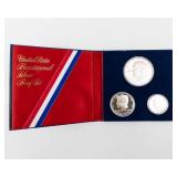 3 piece proof 40% silver 1976 Bicentennial set in original packaging