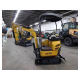 NEW CFG QK18R Mini Excavator with Hydraulic Thumb!!