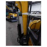 NEW CFG QK18R Mini Excavator with Hydraulic Thumb!!