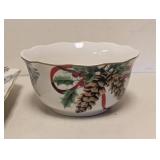 NEW COSTCO HOLIDAY WISHES 12PC DINNERWARE SET