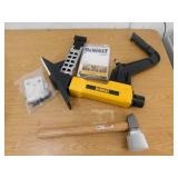 DEWALT 2-in-1 Pneumatic 15.5-Gauge and 16-Gauge Flooring Tool