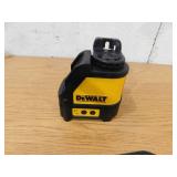 DEWALT 100 ft. Green Self-Leveling Cross Line Laser Level with (3) AA Batteries & Case