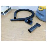 Stinger 2.5 Gal. 1.75 Peak HP Small Shop Vacuum Wet Dry Vac with Filter Bag, Hose, Utility and Car Nozzle Attachments HD2025