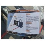 Skid Steer Bale Spear   BS-12-2500G  New condition.