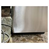 Frigidaire 24 in. Front Control Smart Built-In Tall Tub 62 dBA Dishwasher in Stainless Steel Model # FDPC4221AS3A (Minor Transit Damage, See Photos)