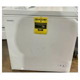 Vissani 7.0 cu. ft. Manual Defrost Chest Freezer with LED Light in White Model # HMCF7W5 (Transit Damage, See Photos)