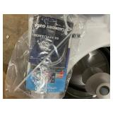 Hotpoint 4.0 cu.ft. Top Load Washer in White with Cold Plus and Water Level Control Model # HTW265ASW0WW (Transit Damage, See Photos)