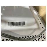 BLACK+DECKER EM925AZE-P 0.9 Cubic Foot 900 Watt Stainless Steel Microwave with Turntable, Cu.Ft, Black/Silver Model # EM925AZE-P (Used)