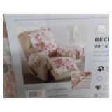 Floral Patchwork Scalloped Reversib...