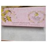 Daveliou Calligraphy Set...