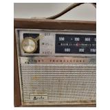 Vintage Arvin Eight Transistor Portable Radio with Handle