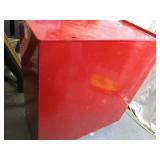 TOOL CABINET on CASTERS