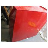 TOOL CABINET on CASTERS