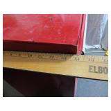 TOOL CABINET on CASTERS