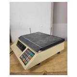 Toledo Reliance Electric Digital Counting Scale Model 8121