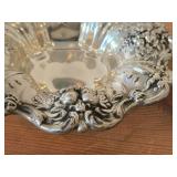 290-grams Sterling Silver Bonbon / Serving Bowl - Francis I by Reed & Barton X569 2" x 8"