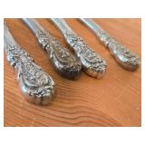 Lot of (4) 9" 295-grams (total) Dinner Knives - Francis I by Reed & Barton Sterling Silver Handle / Silverplated Blade